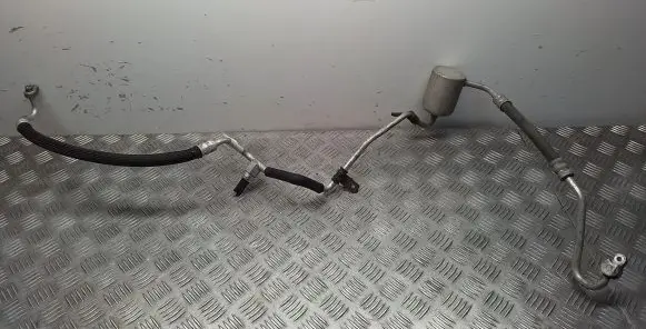 Tesla Model S Air conditioning (A/C) pipe/hose F374FPCDA07