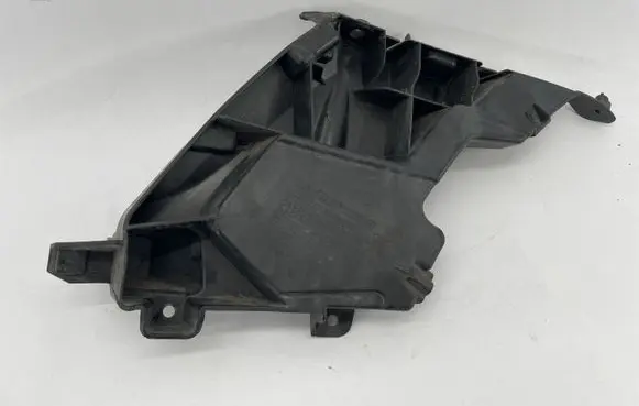 Audi A7 S7 4G Front bumper mounting bracket 4G8807283C