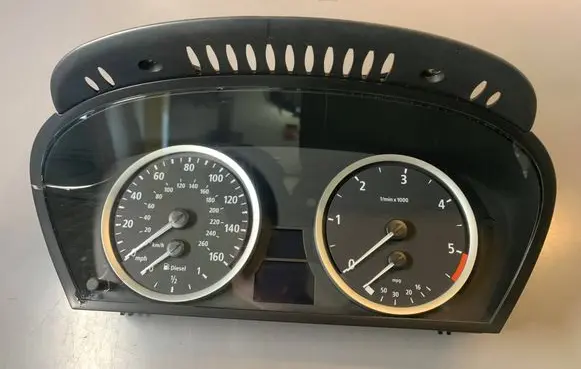 BMW 5 E60 E61 Speedometer (instrument cluster) 6974577 110080213