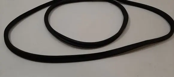 BMW 5 E60 E61 Trunk rubber seal (body) 