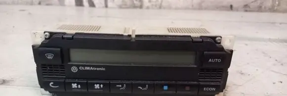Volkswagen PASSAT B5 Climate control unit 3B1907044A