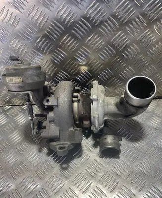 Toyota Avensis T270 Turbo 172010R060 VB25