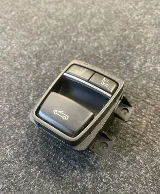 BMW M4 F82 F83 Sunroof switch 6823045