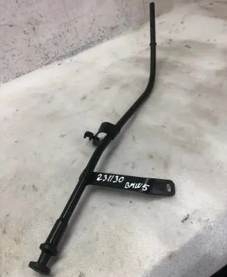 BMW 5 E60 E61 Oil level dip stick 