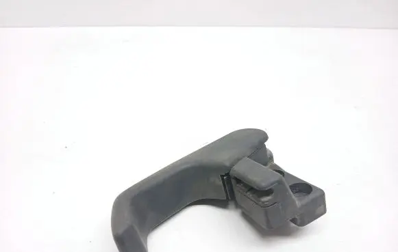 Volkswagen PASSAT B3 Engine bonnet (hood) release handle 357823533