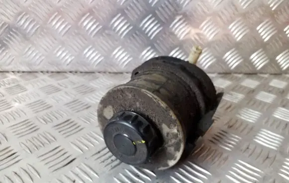 Power steering fluid tank/reservoir