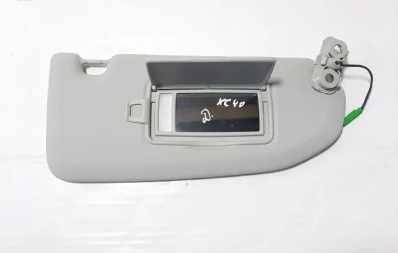 Volvo XC40 Sun visor