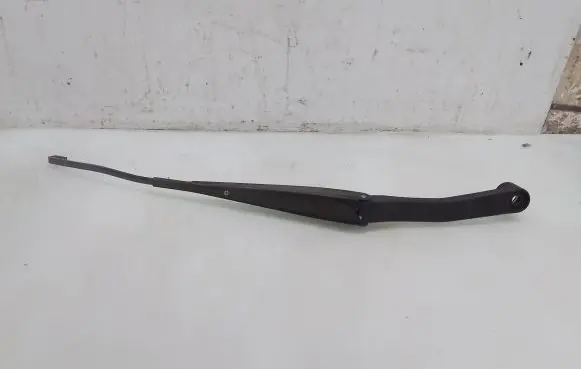 Subaru Forester SG Front wiper blade arm