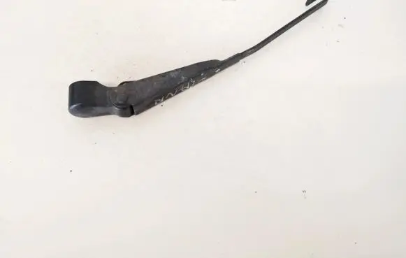Suzuki Liana Rear wiper blade arm