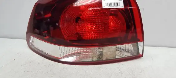 Rear/tail lights