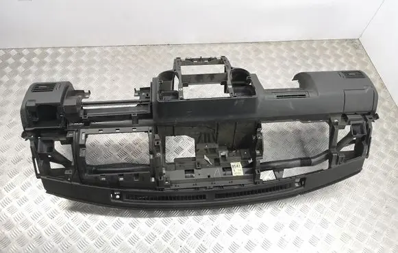 Nissan X-Trail T30 Dashboard