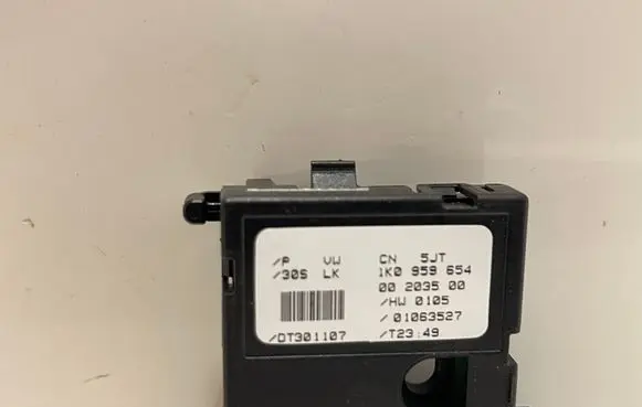 Volkswagen Golf Plus Steering angle sensor 1K0959654 00203500