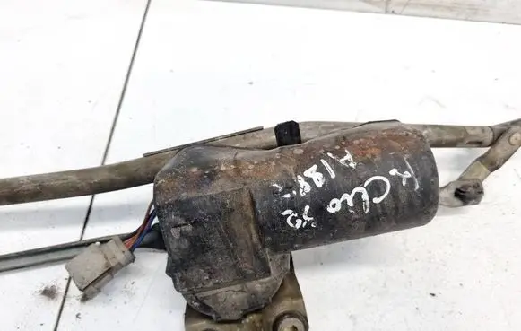 Renault Clio I Wiper motor 0390241352