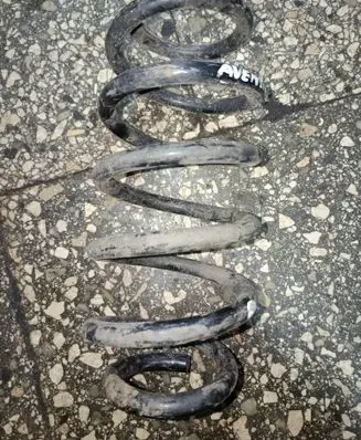 Toyota Avensis T270 Rear coil spring