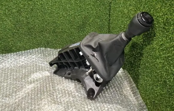 Renault Master III Gear shifter/selector 349013165R 969350577R