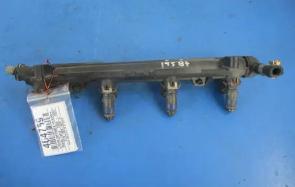Skoda Fabia Mk2 (5J) Fuel main line pipe 036133319CB
