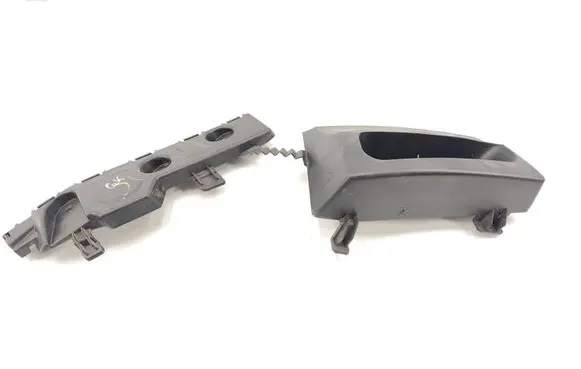 Opel Mokka X Rear bumper mounting bracket