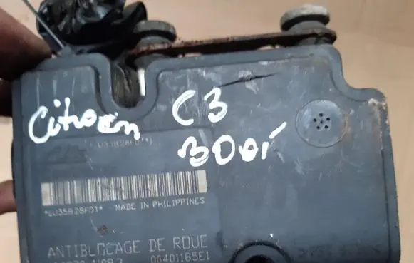 Nissan Pathfinder R51 Master brake cylinder 10097011093