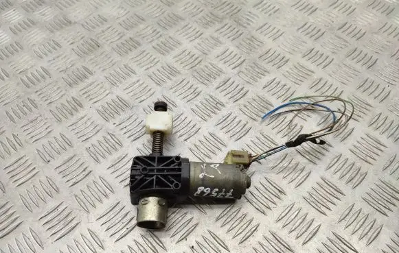 BMW X6 E71 Seat adjustment motor 0390204013 9168761