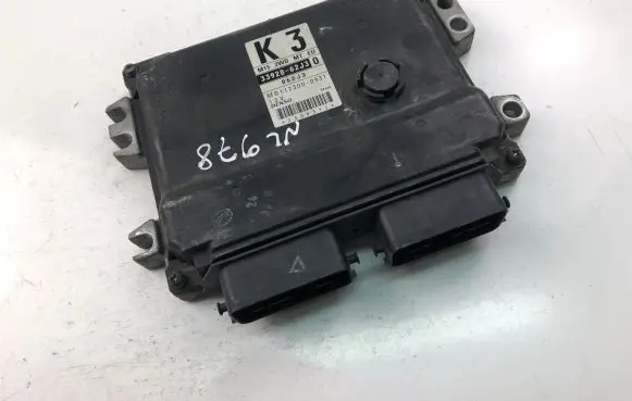 Suzuki Swift I Engine control unit/module ECU 3392062J30