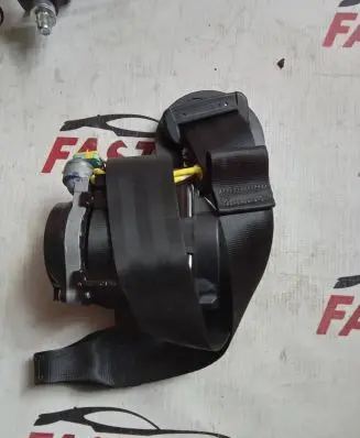 Volkswagen New Beetle Front seatbelt 16615193