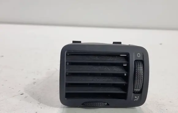 Volkswagen PASSAT B5.5 Dashboard side air vent grill/cover trim 3B0819703D