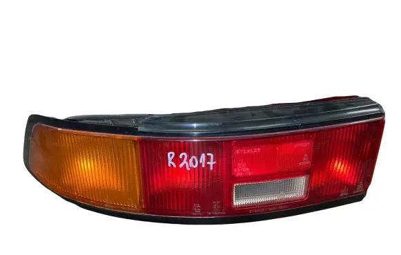 Mazda 323 F Rear/tail lights