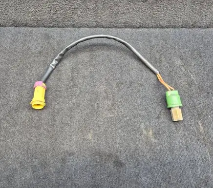 Audi A6 S6 C4 4A Air conditioning (A/C) pressure sensor 8A0959482AB