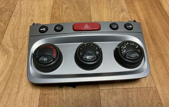 Alfa Romeo 147 Climate control unit 7353377750 0000120337 TC52492080