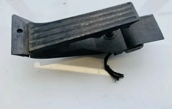 BMW 5 E60 E61 Accelerator throttle pedal 3542676693002 25916010