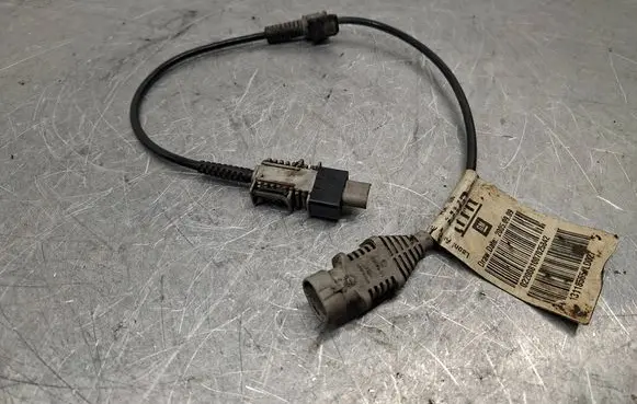 Opel Astra H Front ABS sensor wiring 13118565