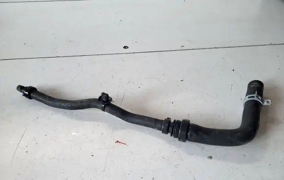 Peugeot 3008 II Engine coolant pipe/hose