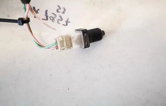 Peugeot 807 Brake pedal sensor switch