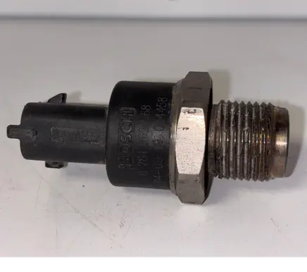 KIA Cerato Fuel pressure sensor 0281002568