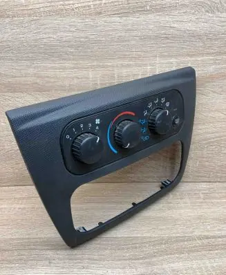Chrysler Voyager Climate control unit 58024Switch 0WZ05WL8AA 0SZ20TRMAE