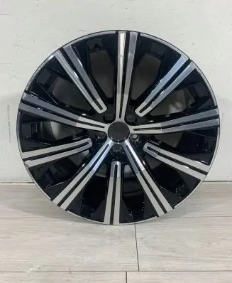 Volvo XC90 R20 alloy rim 31680217