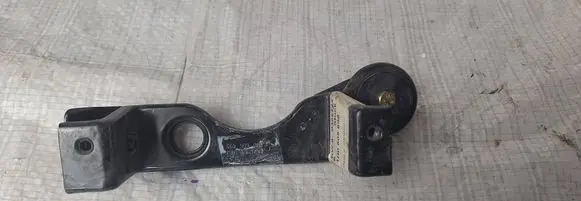 Volkswagen Golf III Front door hinge set 1H0805899