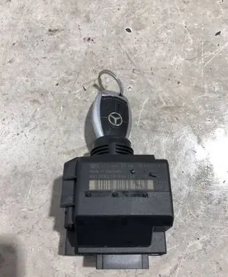 Mercedes-Benz E W211 Ignition lock A2115452308