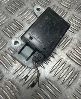 Mercedes-Benz E A207 Video control module A2079057501 00015999 P30052600