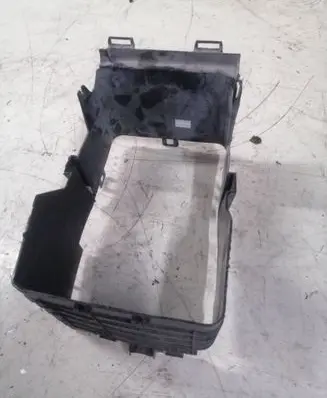 Volkswagen Touran II Battery box tray 