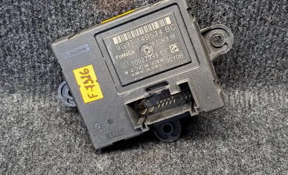 Volvo V70 Door control unit/module 9G9T14B534BC 10022999