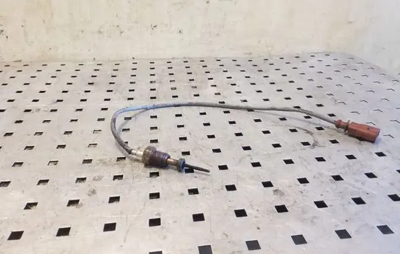 Seat Exeo (3R) Exhaust gas temperature sensor 03L906088AR