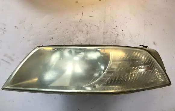Skoda Octavia Mk2 (1Z) Headlight/headlamp 1Z1941017P