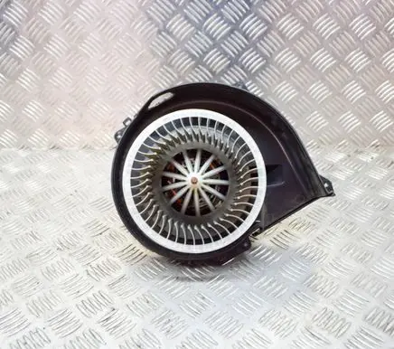 Audi A1 Heater fan/blower 6R2819015