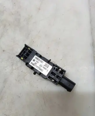 Chrysler Voyager Airbag deployment crash/impact sensor 04671779AC 1086301921 140605