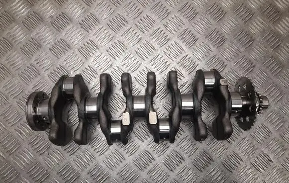 Toyota C-HR I Crankshaft 134010T061