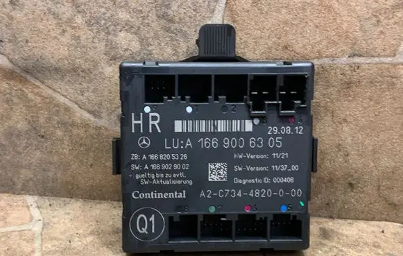 Mercedes-Benz GL X166 Door control unit/module A1669006305