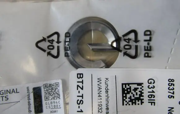 Peugeot Rifter Manufacturers badge/model letters 98358357DX