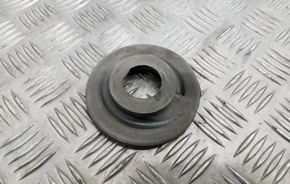 Volkswagen Golf VI Rear coil spring rubber mount 