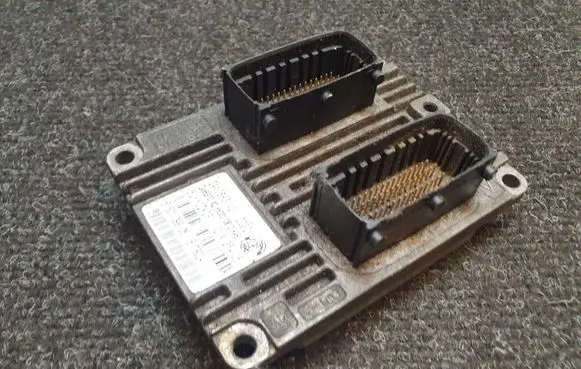 Fiat Punto (188) Engine control unit/module 6160109905 51780241